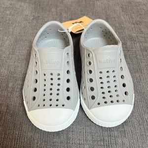 Never worn Native shoes- Jefferson, Gray, Toddler Size 5